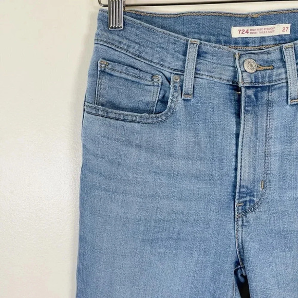 Levi's  Distressed Light Wash 724 High Rise Straight Jeans - Picture 4 of 16